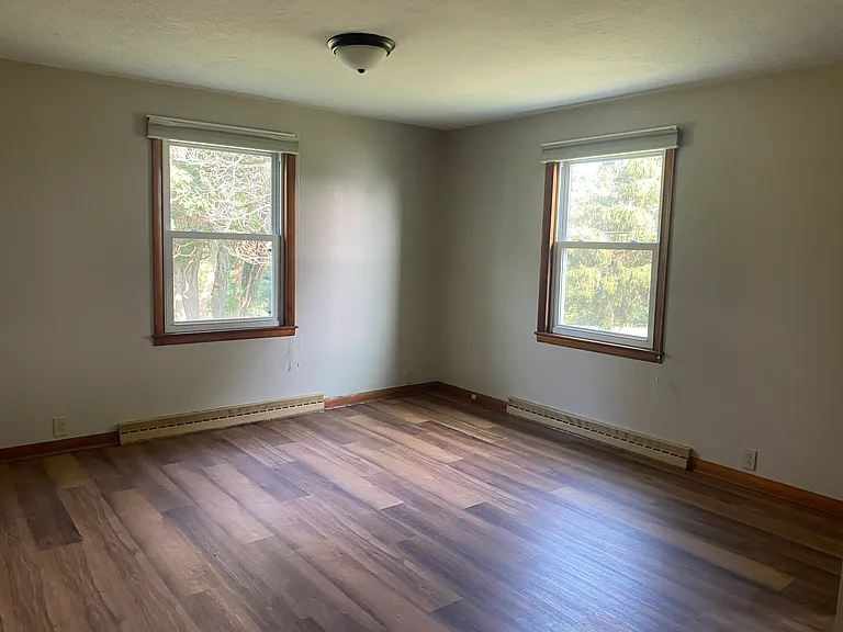 53760 Farmington Rd — Photo 5