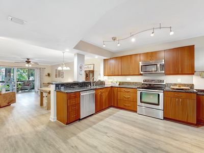 2208 S Cypress Bend Drive #103, Pompano Beach, FL, 33069