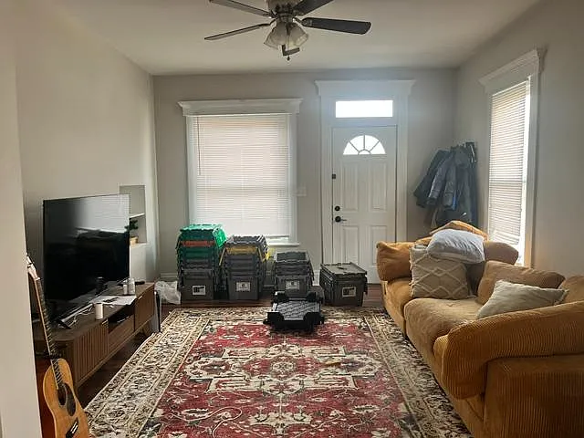Unit Photo