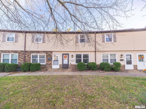 1934 Canterbury Dr, Washington, IL 61571