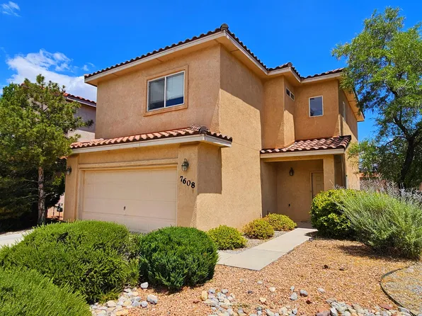 7608 Calle Comodo NE, Albuquerque, NM 87113