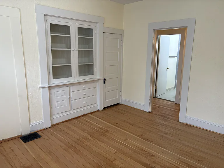 2311 SE Hawthorne Blvd — Photo 14