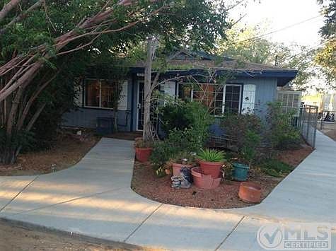 3rd image of 18900 Live Oak St
