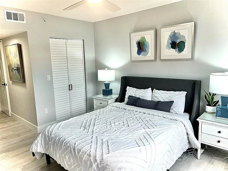 1550 S 42nd Cir #111 — Photo 7