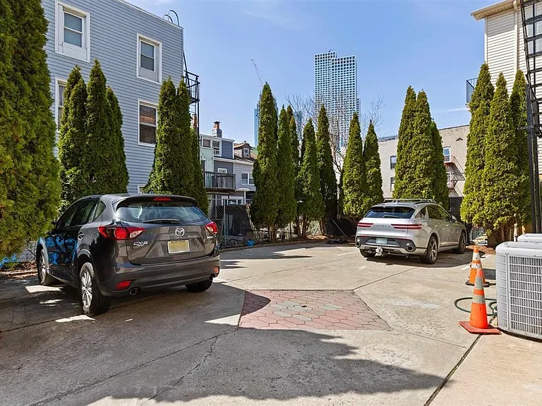 47 Washburn St #201 — Photo 12