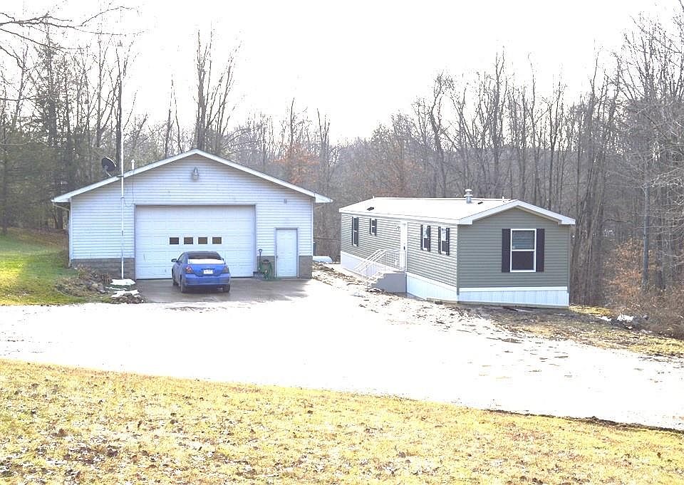 1st image of 21843 Mayflower Hill Dr