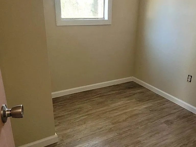 882 E Chestnut Ave — Photo 8