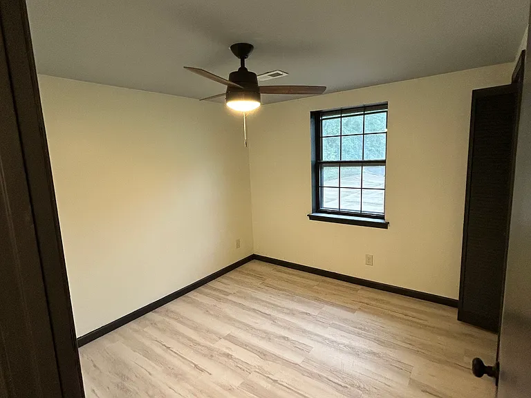 23-23A Cherry St #A — Photo 10