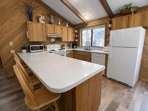 breakfast bar