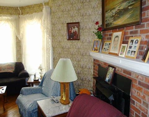 Living Room w/Fireplace