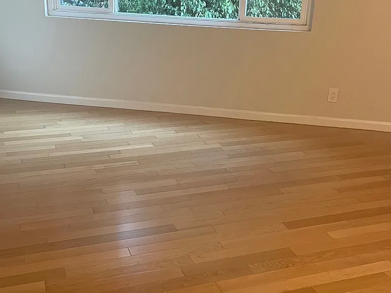2542 N Beachwood Dr #6 — Photo 21
