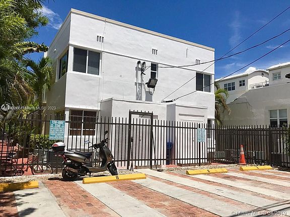 2nd image of 345 Collins Ave APT 2