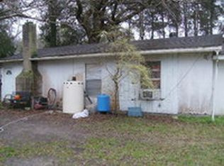 150 McVeigh Rd, Waverly, GA 31565