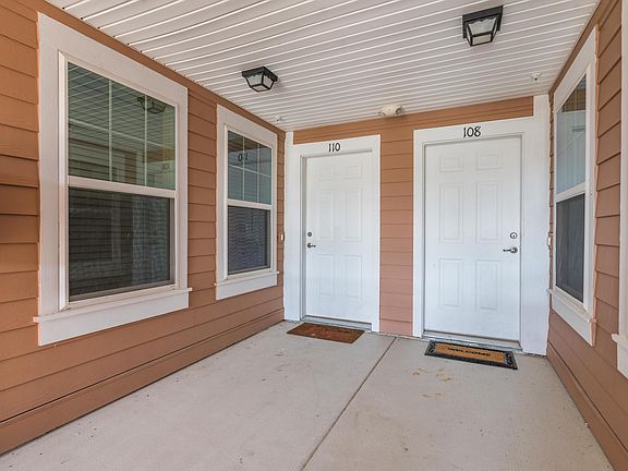 3rd image of 208 Larkin Pl Unit 110