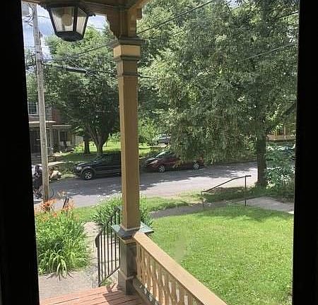 3rd image of 215 Green St APT 2
