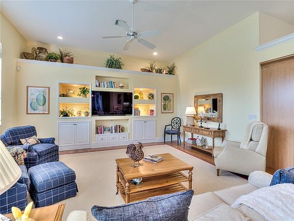 4th image of 10224 Idle Pine LN