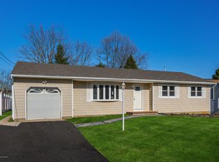 311 Evergreen Dr, Brick, NJ