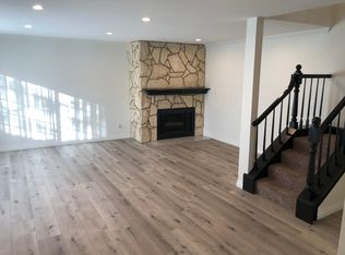 8347 Grenoble St UNIT 13, Sunland, CA 91040