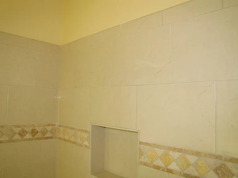 1051 Park Ave #3 — Photo 4