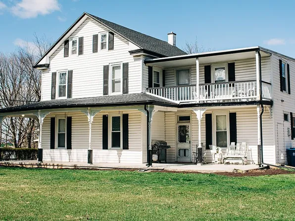 149 Broad St, Landisville, PA 17538