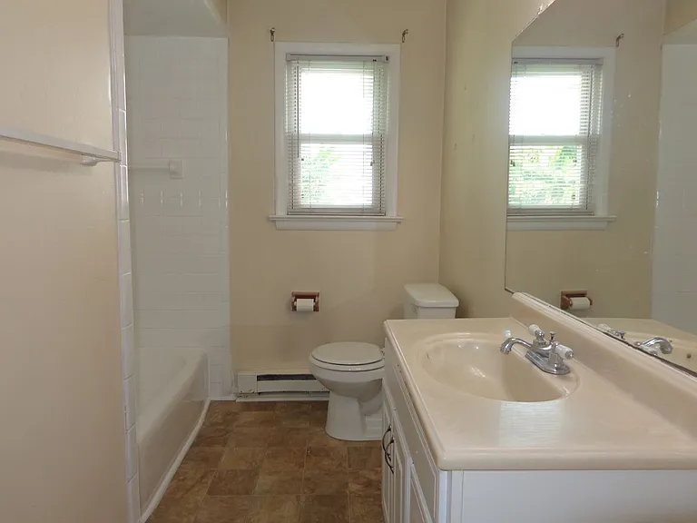 4626 Coronet Ave — Photo 9