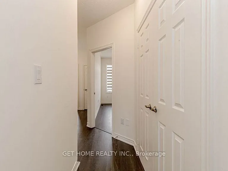 20 Silver Meadow Gdns — Photo 30