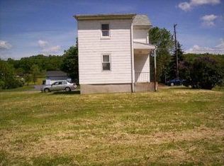 1912 Fair Rd, Schuylkill Haven, PA 17972