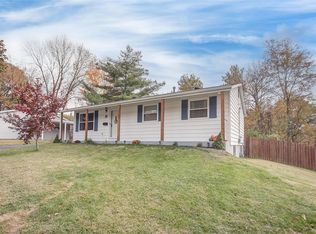 9 Rosehaven Dr, Belleville, IL 62221