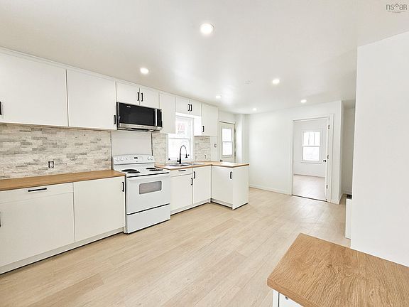 4th image of 394 Pictou Rd