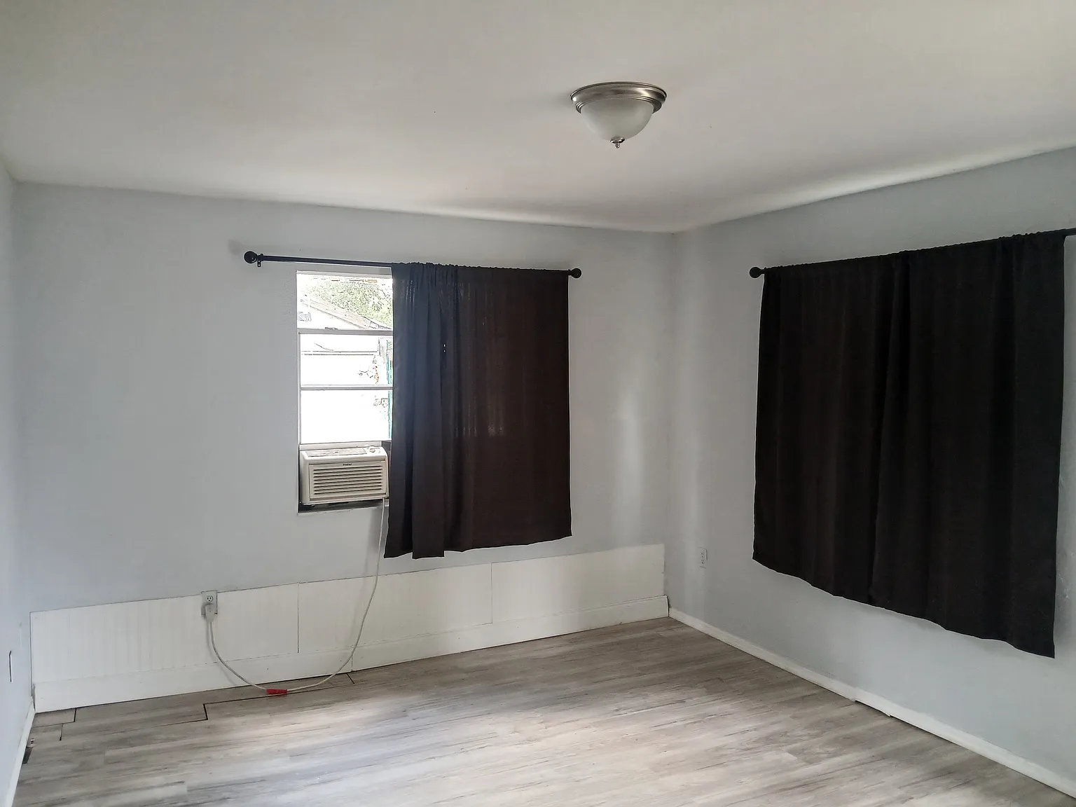 2 bed, $1,050 — Photo 3