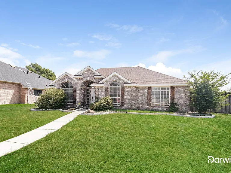 728 Sea Shell Dr — Photo 2