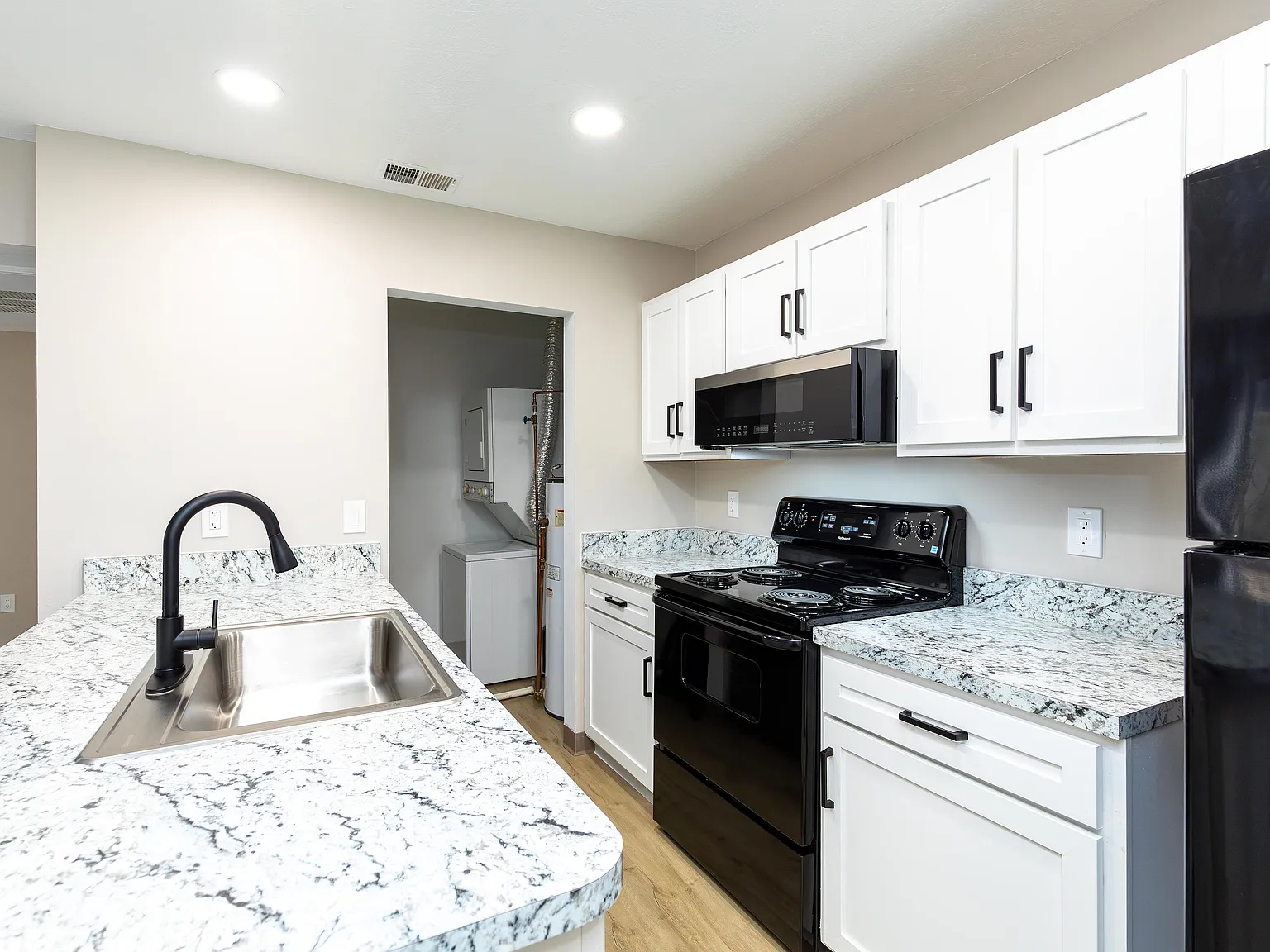 Market Mohawk Apartments — Photo 3
