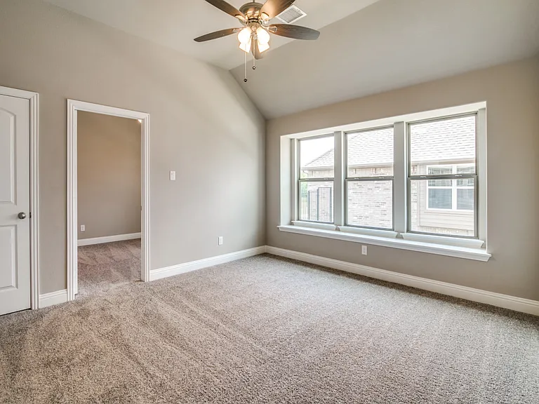 323 Sweetspire Dr — Photo 20
