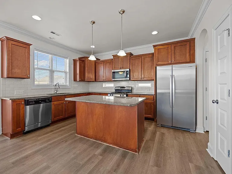 336 Plott Hound Ln — Photo 3