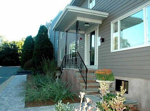 High quality renovation throughout