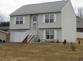 160 New Turnpike Rd, Schaghticoke, NY 12154