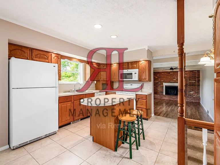 7775 Peter Hoover Rd — Photo 9