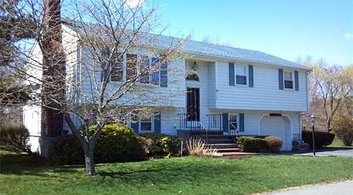 2nd image of 105 Kensington St