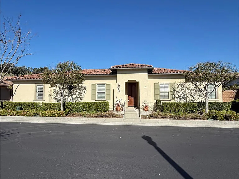 15 Galan St — Photo 1