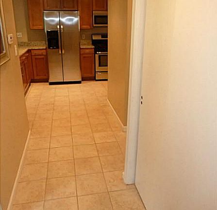 2nd image of 612 Dahlia Dr