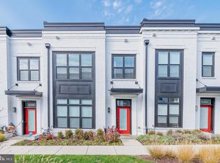 11382 Emerald Park, Potomac, MD 20854