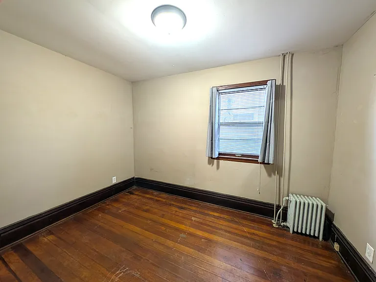869 Geranium Ave E #1 — Photo 5