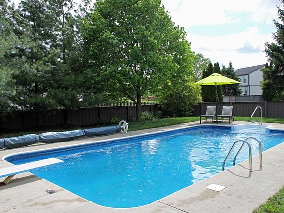 2nd image of 6595 Windstar Dr