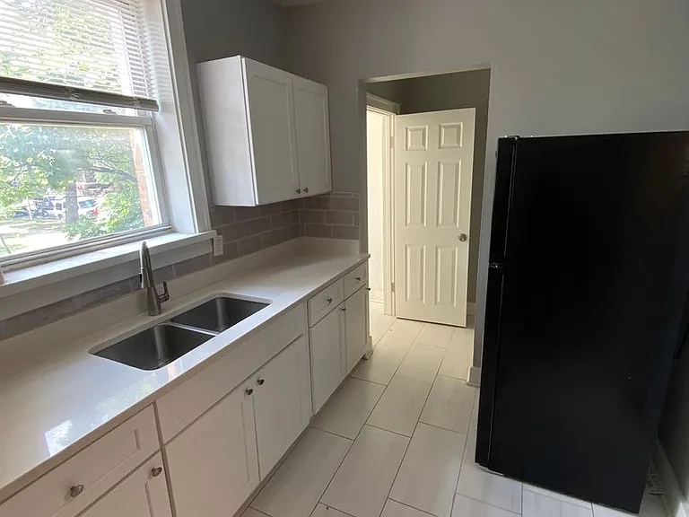 6801 S East End Ave — Photo 7