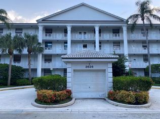 3626 Whitehall Dr APT 101, West Palm Beach, FL 33401