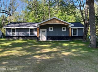 1025 Camp Ave, Broadalbin, NY 12025