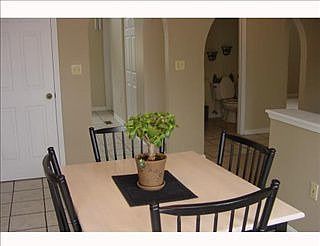 3rd image of 411 Rose Dr