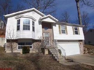 5313 Darkmoor Ln, Imperial, MO 63052