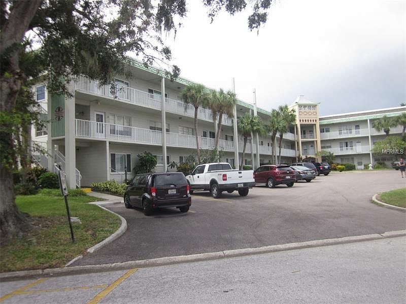 1st image of 2070 World Parkway Blvd APT 4