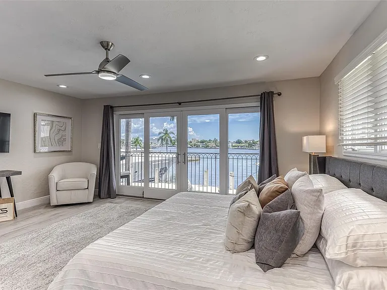 616 1st Key Dr — Photo 38